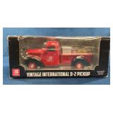 Speedway Vintage International D-2 Pickup 1: