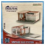GreenLight Pikes Peak Vintage Gas Station