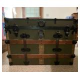Large Wood and Metal Steamer Trunk 30x19x21 in