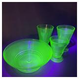 Indiana Old English Threading Uranium Glass Set
