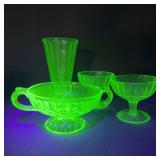 US Glass Aunt Polly Uranium Glass Set, 4 Pieces