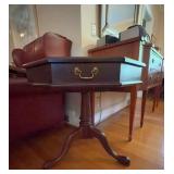 Wood Pedestal Table with Opening Top, 28" Diameter