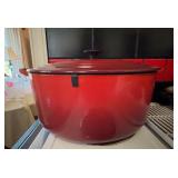 Le Creuset Red Dutch Oven Size 34 Cast Iron
