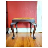 Upholstered Wood Bench with Cabriole Legs 17x21x18