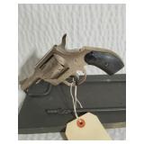 H&R Revolver Model 733