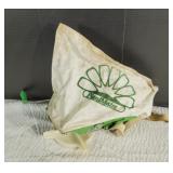 PlantMates Broadcast Shoulder Spreader Model 76300