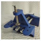Corner Vise
