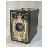 Vintage Kodak Brownie Six-16 Box Camera