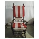 Vintage Victorian-style Swing Rocking Chair