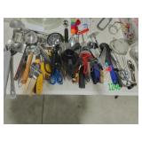Mixed kitchen Utensils