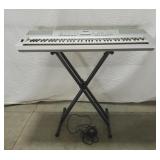 Yamaha Portable Grand DGX-205