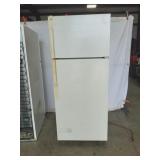 GE Top-Frezzer Refrigerator