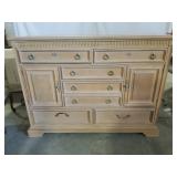 Stanley Traditional Dresser and Mirror