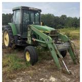 John Deere 7210 Farm Tractor