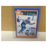 1982-83 Neilson Wayne Gretzky #28 Hockey Card
