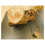 Large - Vintage scale