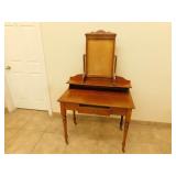 Vintage Wooden Make up desk 20X37X62