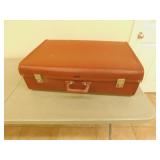 Vintage leather suitcase  18X27X9