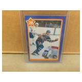 1982-83 Neilson Wayne Gretzky #28 Hockey Card