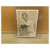 1969 OPC Luis Aparicco Deckle Edge Baseball Card