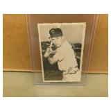 1969 OPC Ronald Santo Deckle Edge Baseball Card