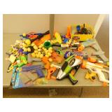 Toy guns and accessories lot