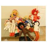 Vintage dolls various sizes