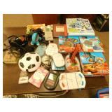 Toy / game lot