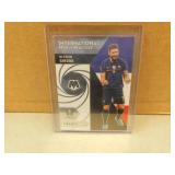 2021 Panini Mosaic Silver Prizmï¿½Olivier Giroud #8