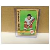 1972 OPC Marcel Dionne #8 2nd Year