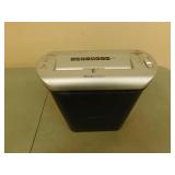 10 Sheet electric crosscut paper shredder TESTED