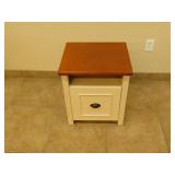 Single drawer wooden night stand 15X18X22