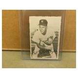 1969 Topps Mel Stottlemyre Deckle Edge Card