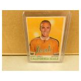 1970/71 OPC Harry Howell #72