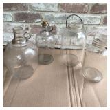 (4 PCS) 2 GLASS JARS WITH METAL HANDLE AND 2 CLEAR