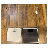 (3 PCS) HANGING TOWEL RACK & 2 FLOOR SCALES