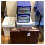 GROUP OF 5 TOTES WITH CONTENTS & 1 BRIEFCASE