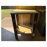 WORKBENCH WITH ELECTRIC OUTLET ATTACHED