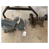 (2 PCS) WILTON BENCH VISE - 5 1/2" JAW OPENING &