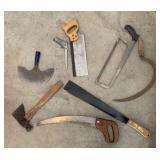 BUCKET WITH 7 ASSORTED SAWS