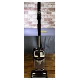 SHARK LIFT AWAY VACUUM CLEANER