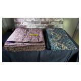 ANTIQUE QUILT & QUILTED SHAMS