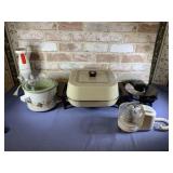 (5 PCS) KITCHEN ITEMS - ELECTRIC SKILLET,