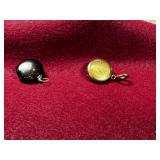 (2 PCS) VINTAGE CLIPS/PENDANT - 1 KETCHAM & MCDOUG