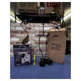 2 PC HALLOWEEN COLLECTIBLES