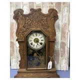 ANTIQUE SESSIONS  WOOD -CASED GINGERBREAD