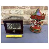 VNTG CHRISTMAS CAROUSELS