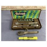 HERBRAND 10 PC 3/8 " DRIVE SOCKET SET & VNTG