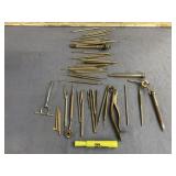 SELECTION OF DENTAL TOOLS & PICKS