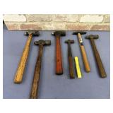 SELECTION OF ASSORTED HAMMERS